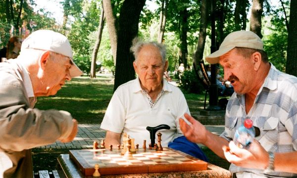 С каких пенсионеров сейчас не могут взыскивать долги – новые правила
