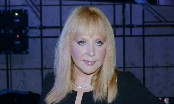 Гарри уже обогнал Лизу по росту: в Сети появились редкие кадры с подросшими детьми Пугачевой